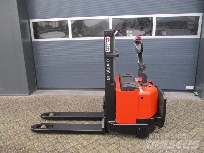 BT SWE 160D معدات التكديس الجوالة