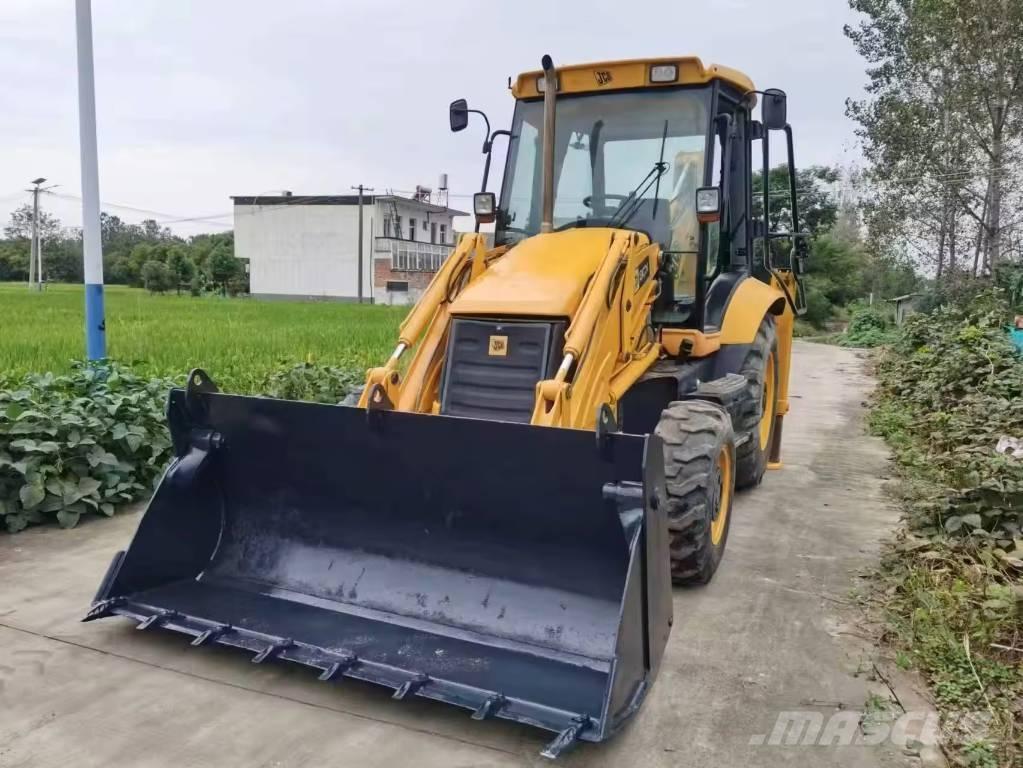 JCB 3CX لوادر ذات جرافات عكسية