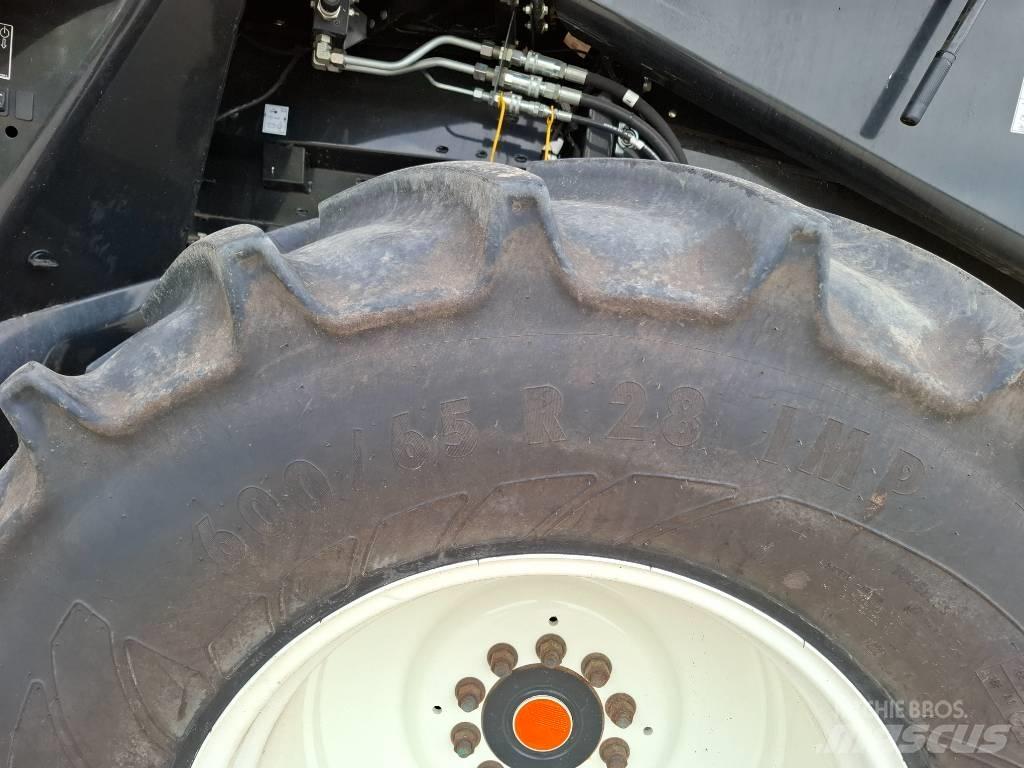 New Holland CX8.70 حصادات