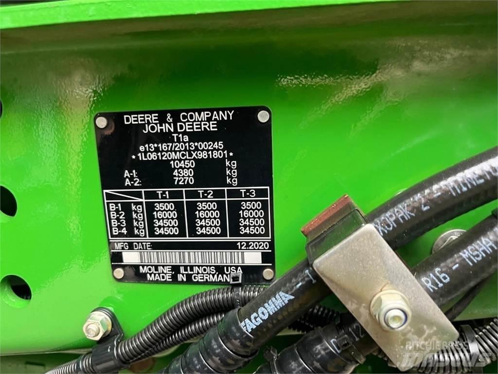 John Deere 6120M الجرارات