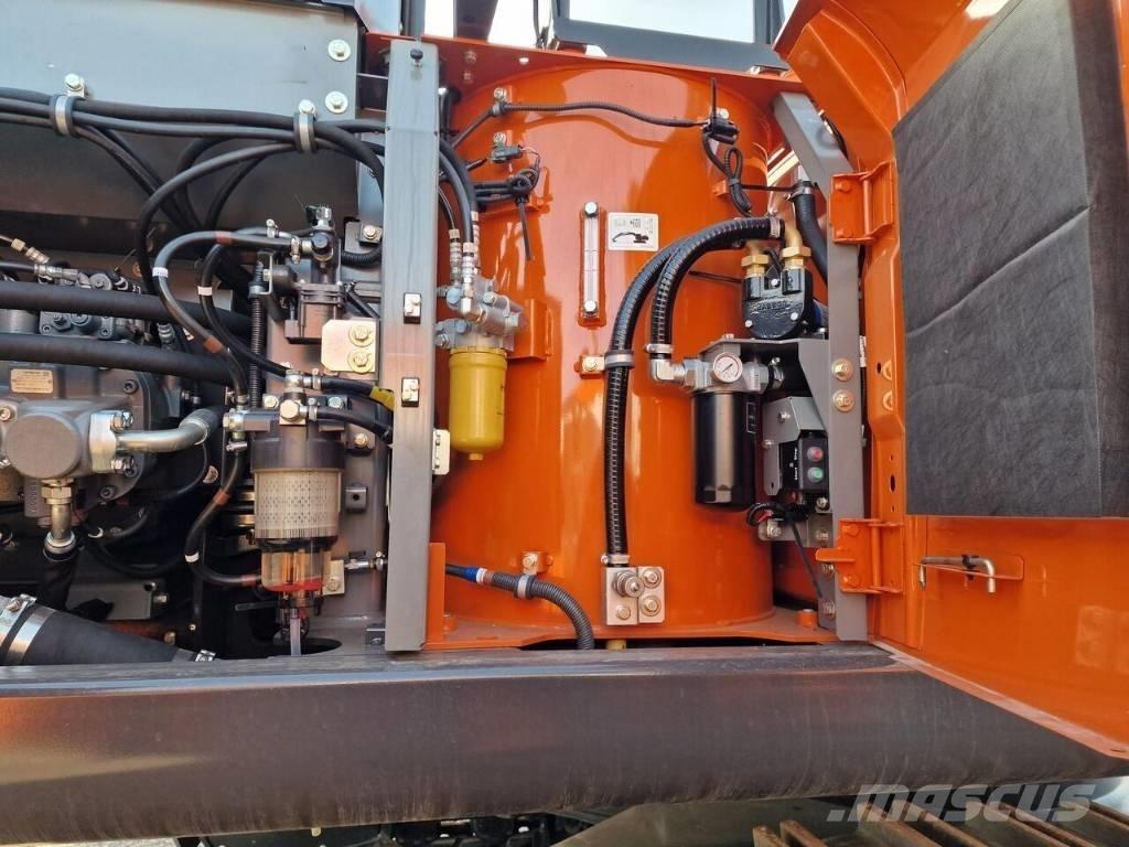 Hitachi ZX 350 H حفارات زحافة