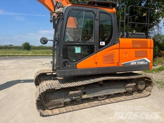 Doosan DX 140 LC-7 حفارات زحافة