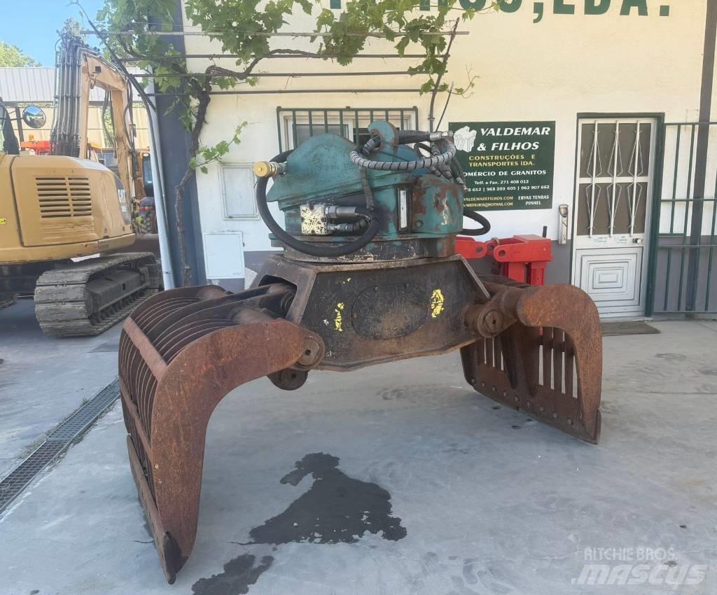 CAT G 320B-D خطاطيف