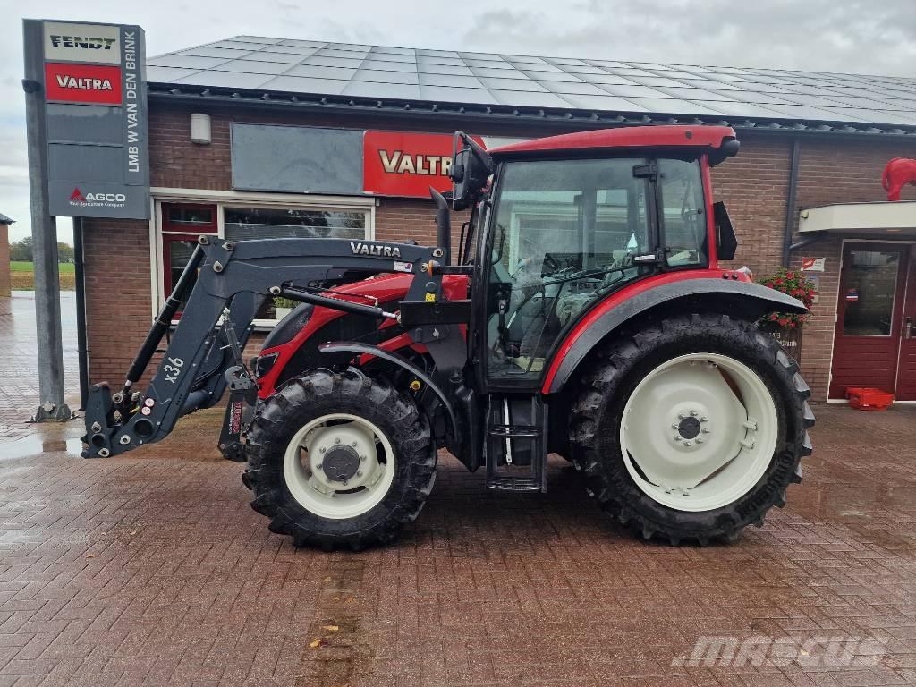 Valtra A 94 الجرارات