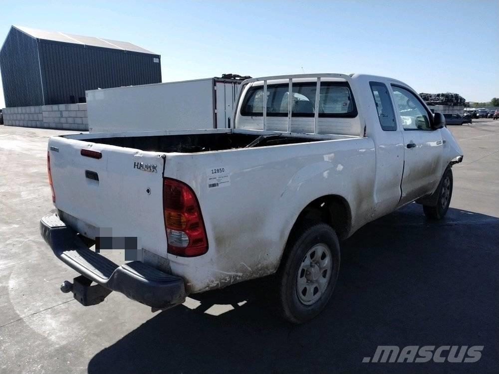 Toyota Hilux 4 شاحنات خفيفة/مفصلية الجوانب