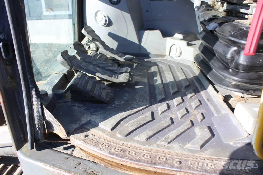 Volvo ECR 145 D حفارات زحافة