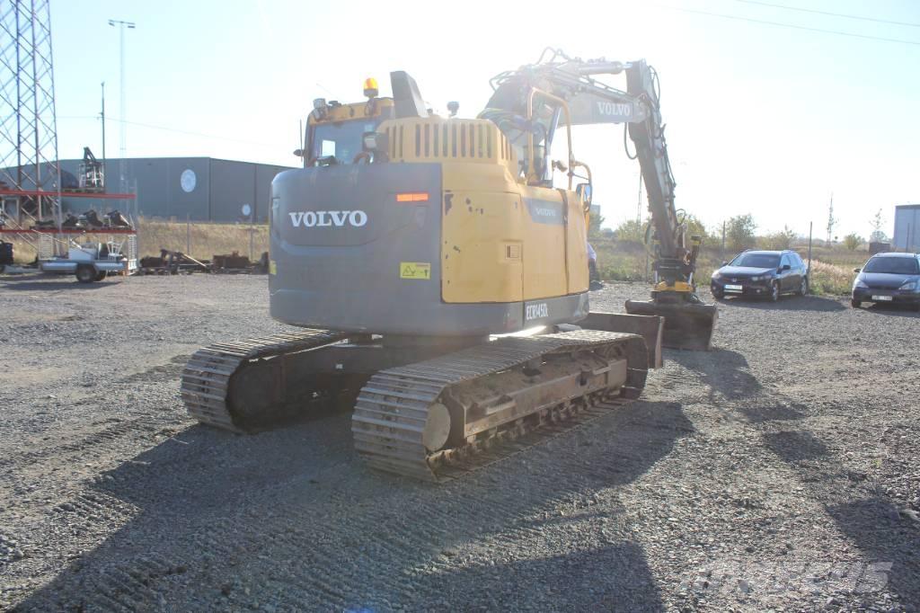 Volvo ECR 145 D حفارات زحافة