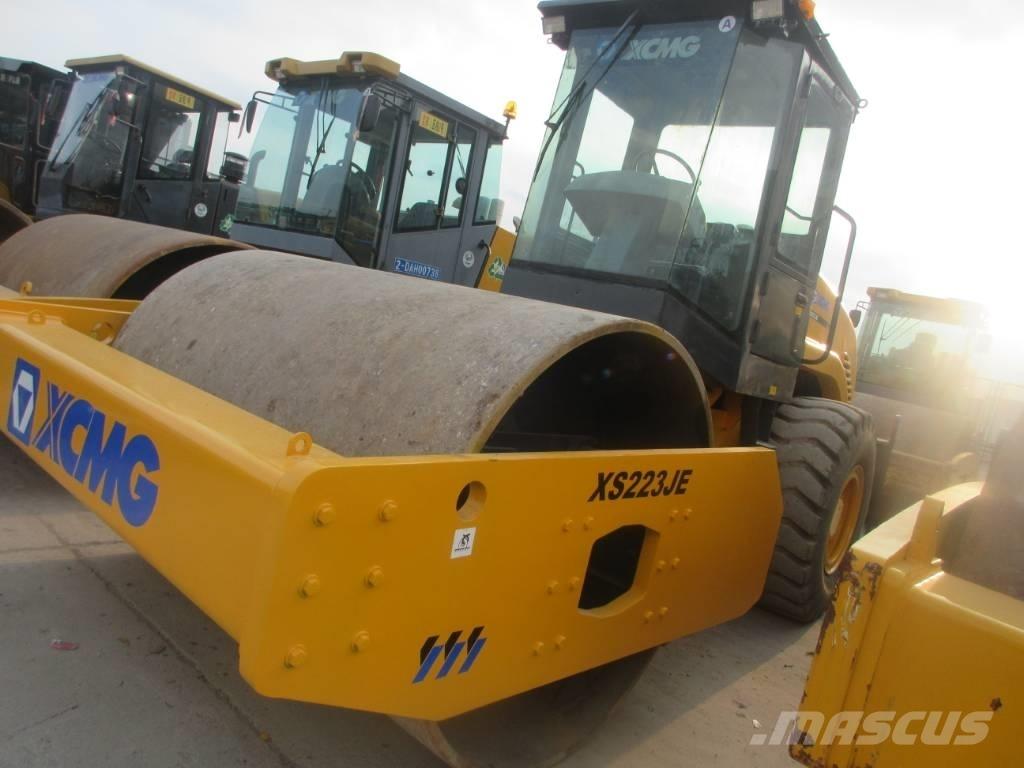 XCMG XS 223 J مداحل أحادية الأسطوانة