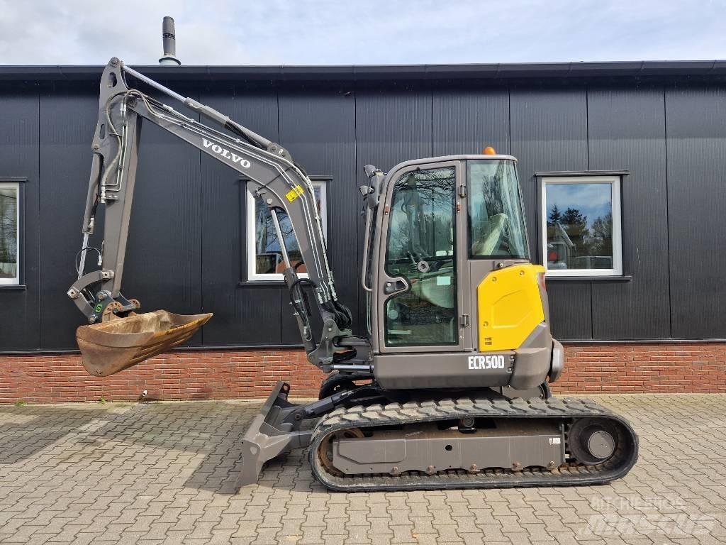 Volvo ECR 50 D حفارات صغيرة أقل من 7 طن (حفارات صغيرة)