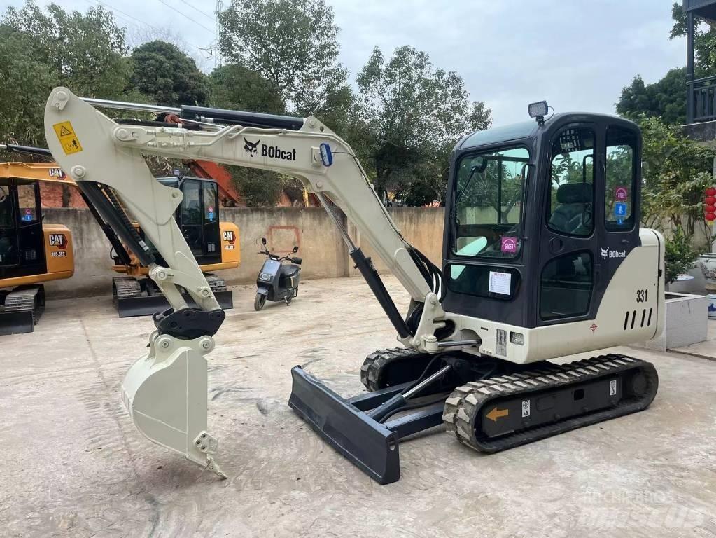 Bobcat 331 حفارات صغيرة أقل من 7 طن (حفارات صغيرة)