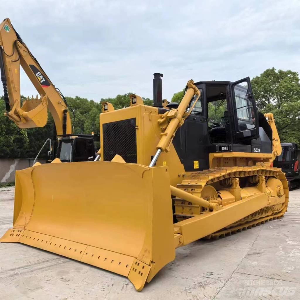 Shantui SD 32 بلدوزرات مجنزرة