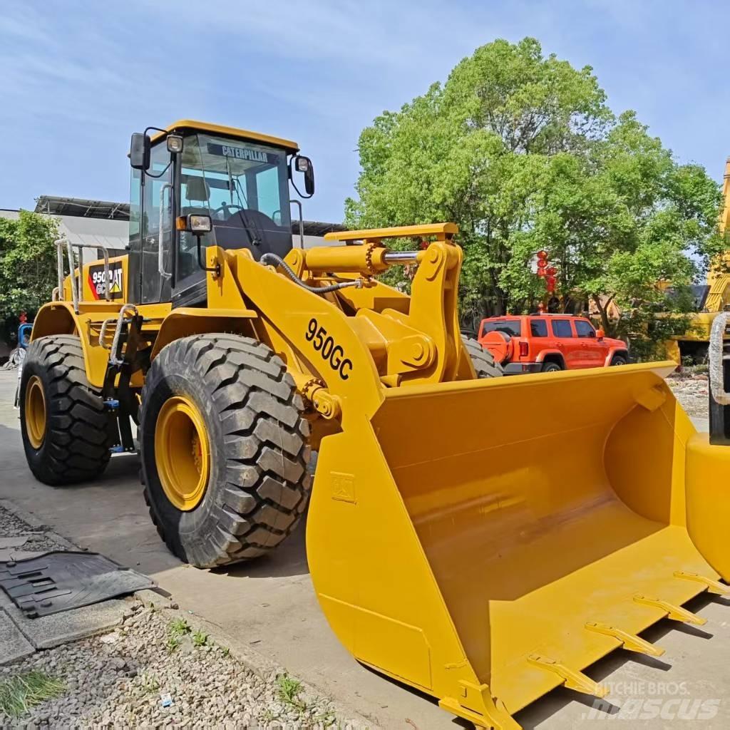 CAT 950 GC لوادر بعجل