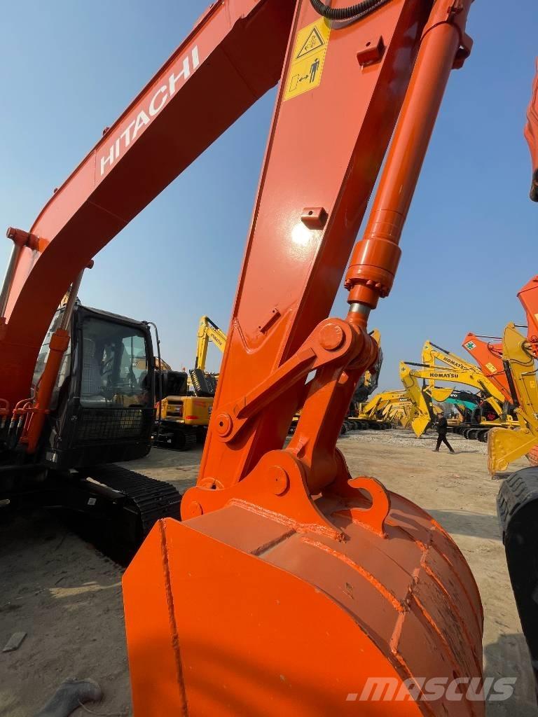 Hitachi ZX 130 حفارات زحافة