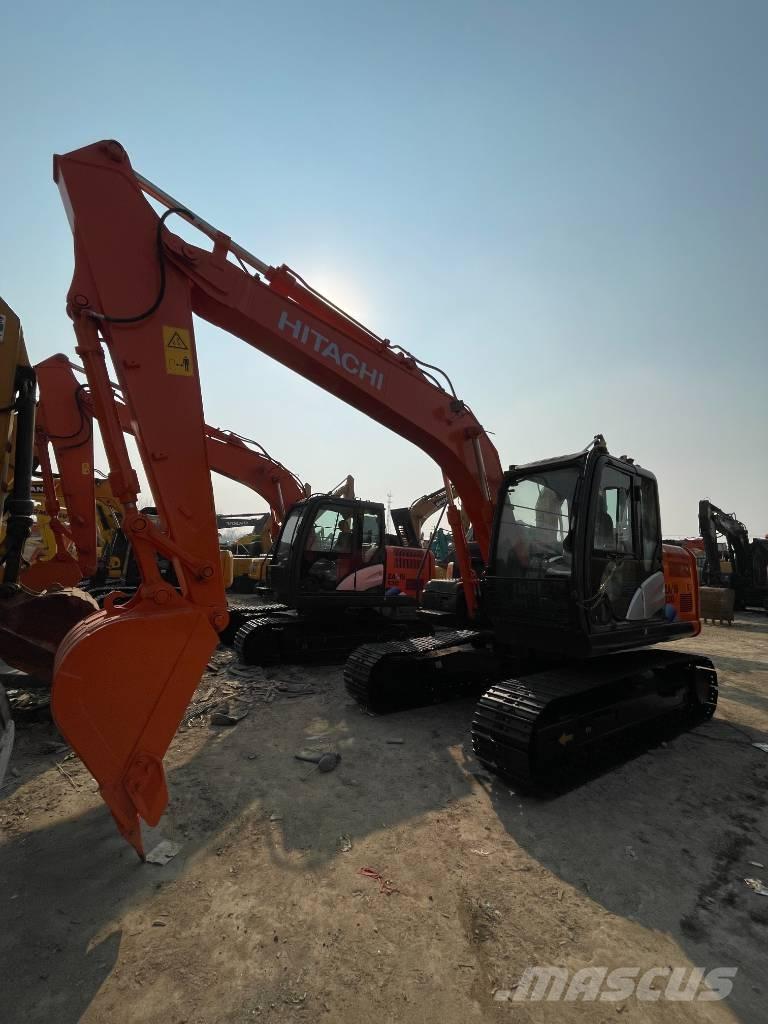 Hitachi ZX 130 حفارات زحافة