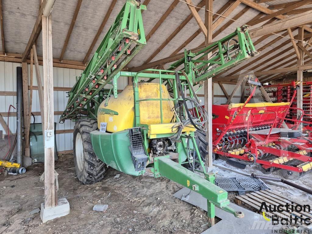 John Deere 732 الرشاشات