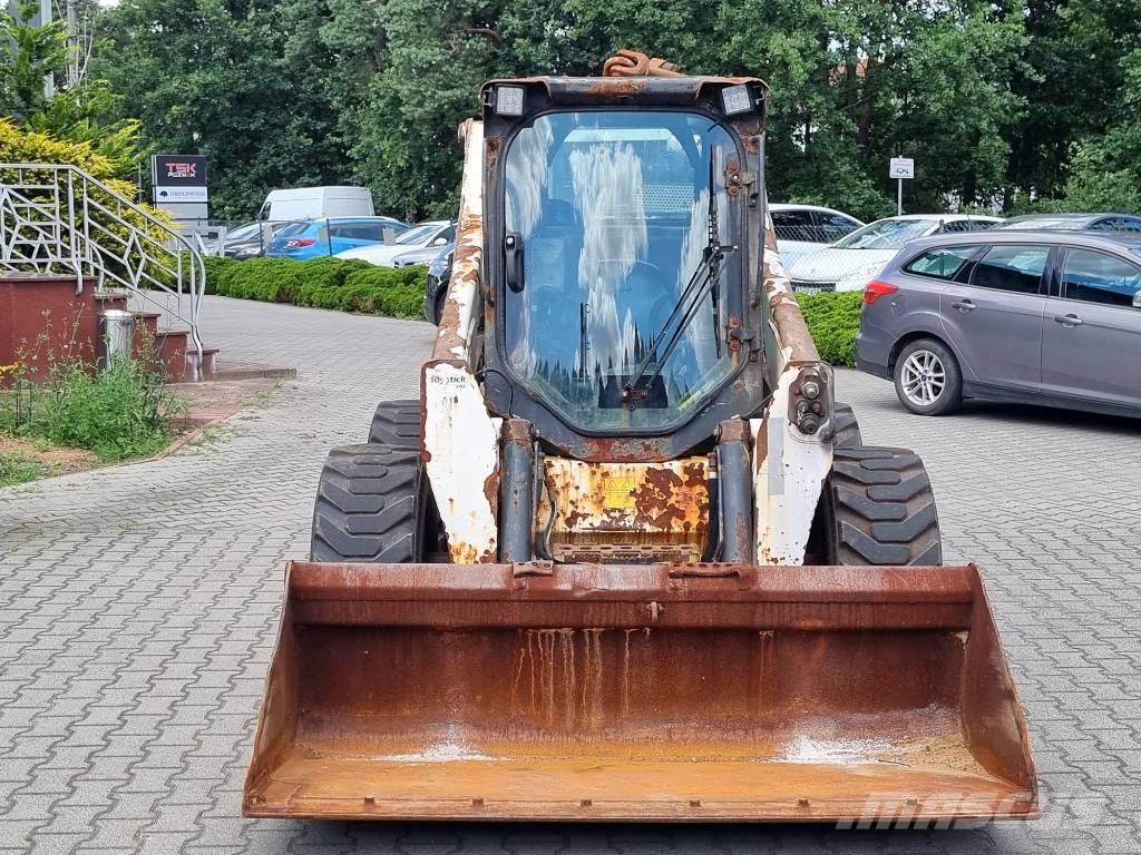 Bobcat S 850 لوادر انزلاقية التوجيه