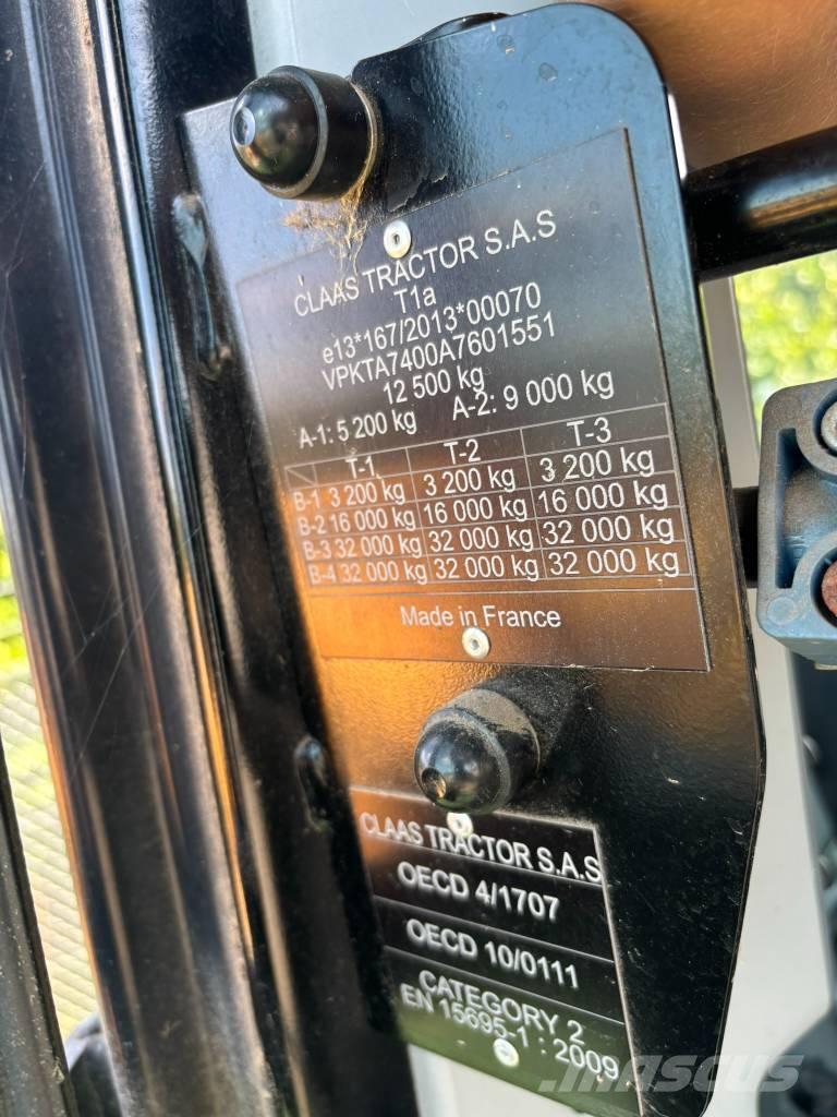 CLAAS Arion 650 CIS الجرارات