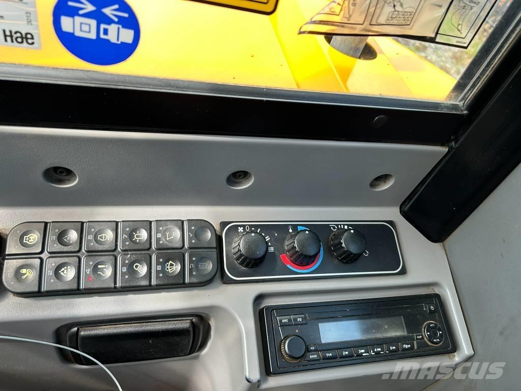 JCB 48 Z-1 حفارات صغيرة أقل من 7 طن (حفارات صغيرة)
