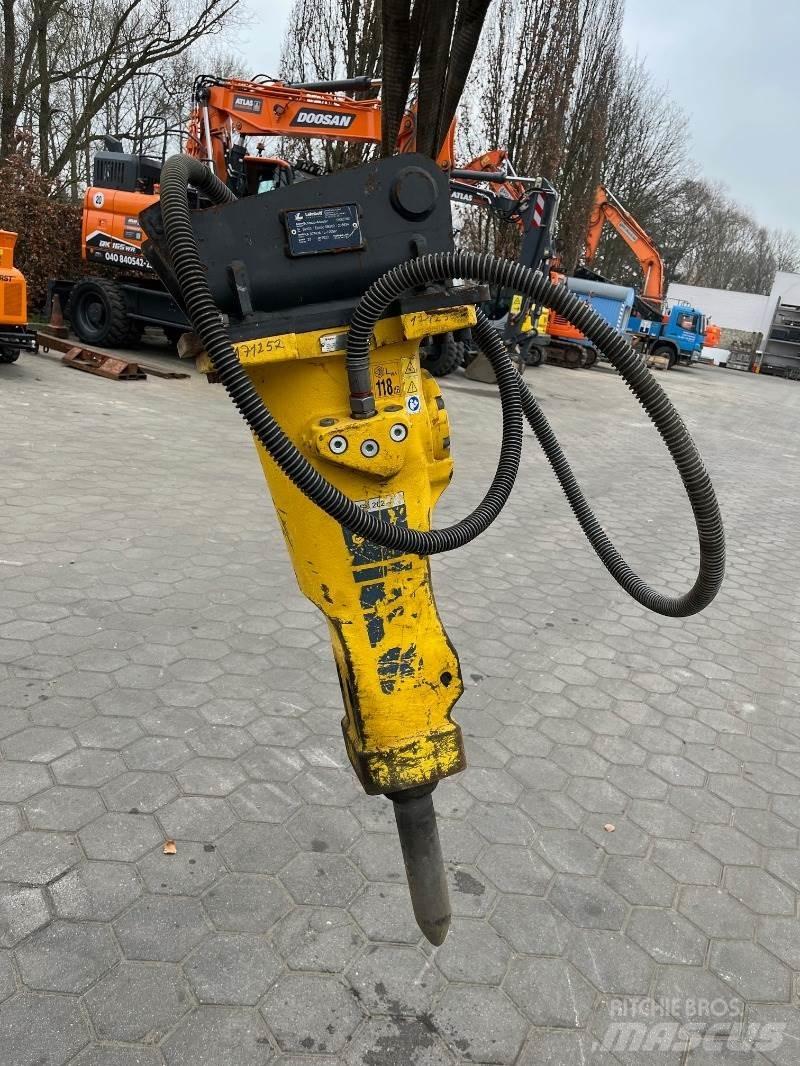 Atlas Copco SB202 مطارق / كسارات