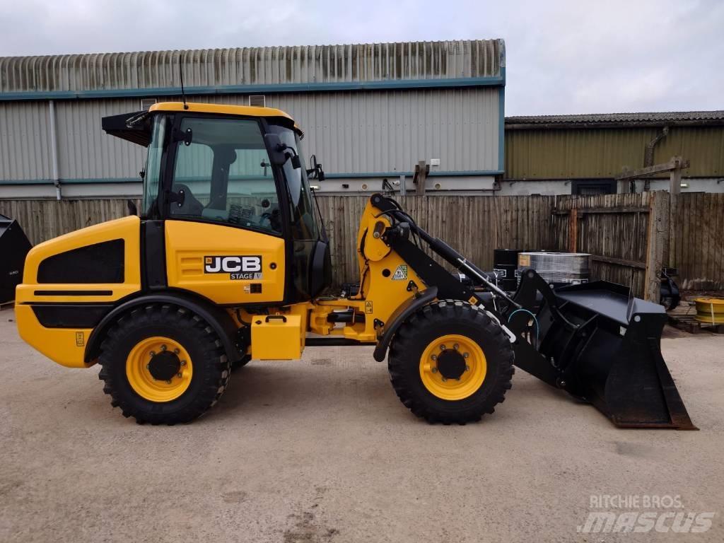 JCB 407 لوادر بعجل