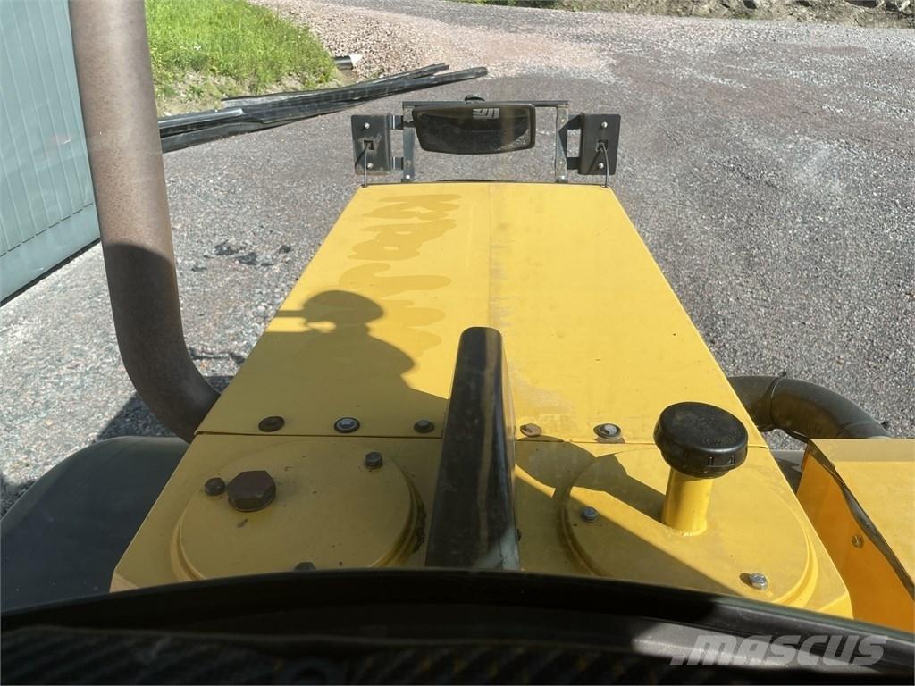 Lundberg 4200 LS جرارات مدمجة