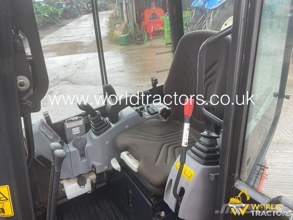 Kubota U 27-4 حفارات صغيرة أقل من 7 طن (حفارات صغيرة)