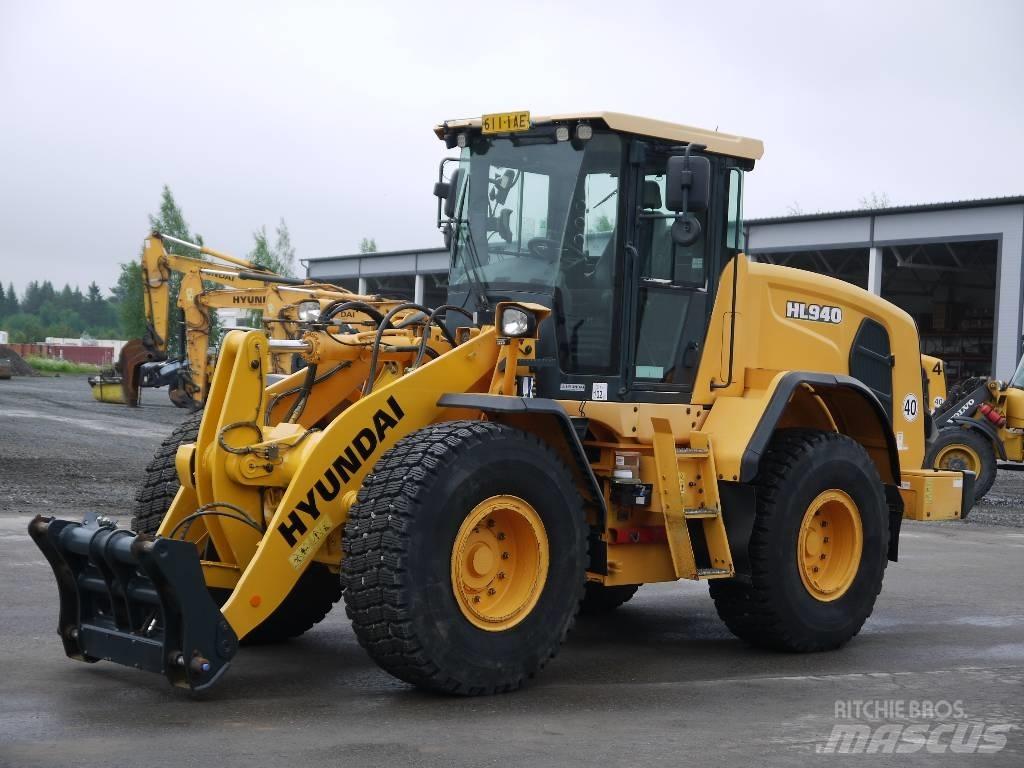 Hyundai HL 940 لوادر بعجل