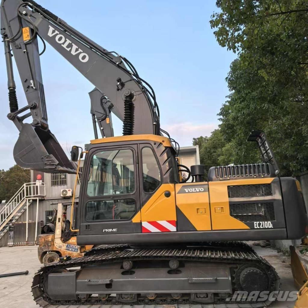 Volvo EC 210 D حفارات زحافة