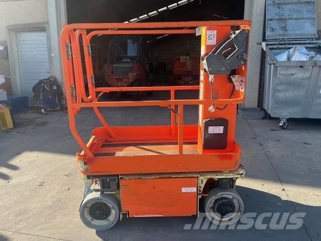 JLG 1230 ES رافعات مقصية الشكل