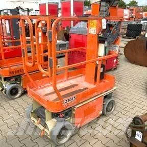 JLG 1230 ES رافعات مقصية الشكل