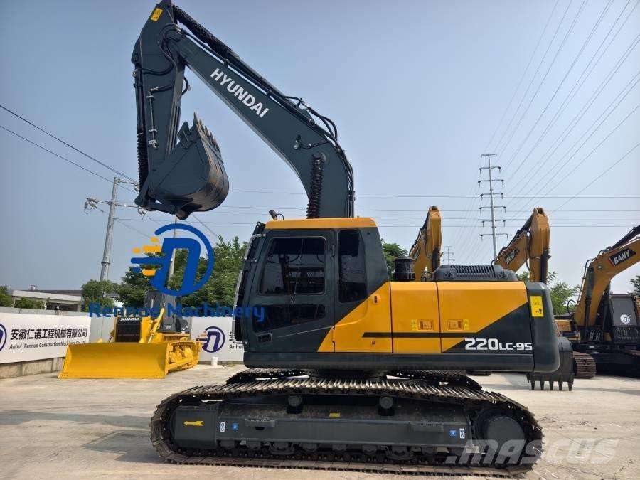 Hyundai R220LC-9S حفارات زحافة