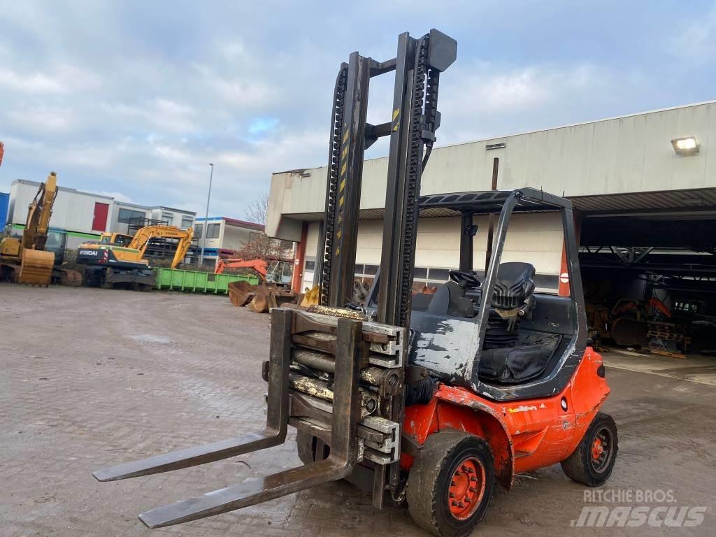 Linde A 40 T شاحنات الديزل