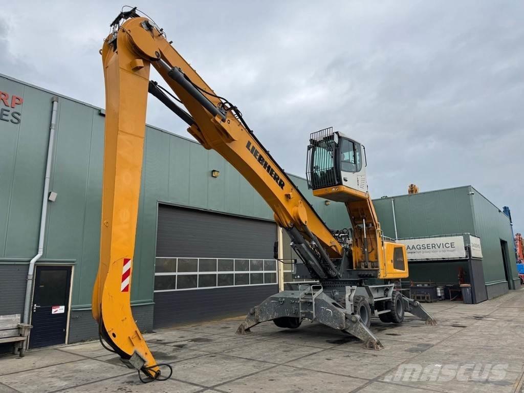 Liebherr LH 40 M مناولات المخلفات / مناولات صناعية
