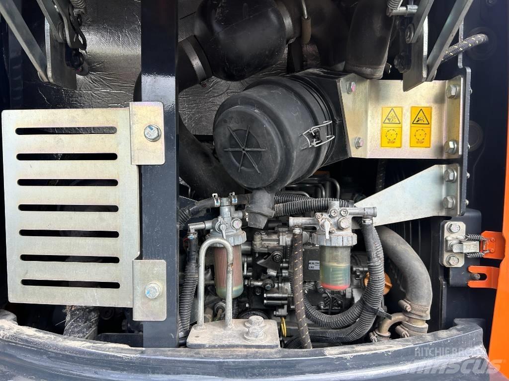 Hitachi ZX 26 U-6 حفارات صغيرة أقل من 7 طن (حفارات صغيرة)
