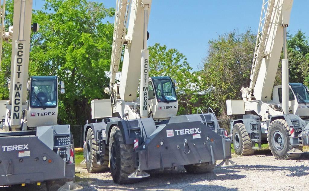 Terex RT670 رافعات الطرق الوعرة