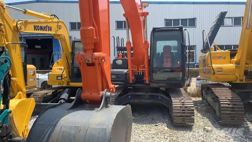 Hitachi Zaxis 120 حفارات زحافة