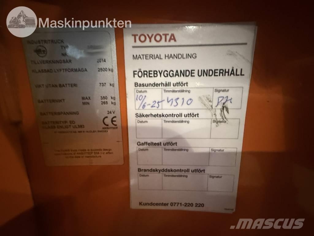 Toyota BT LPE 250 شاحنات ذات رافعات شوكية تعمل بالكهرباء