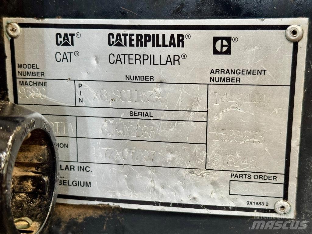 CAT 938 G لوادر بعجل