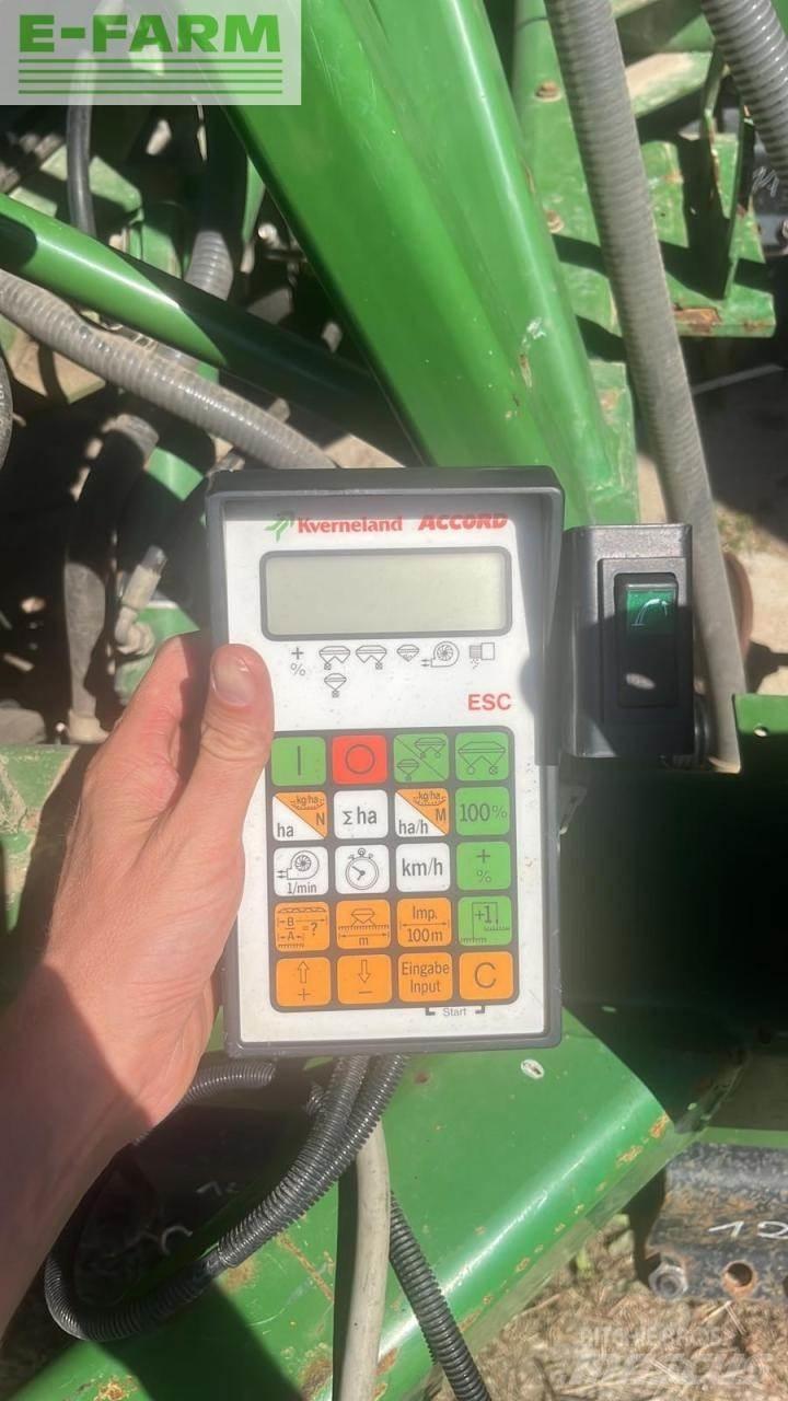 John Deere 750 A ماكينات البذر الدقيق