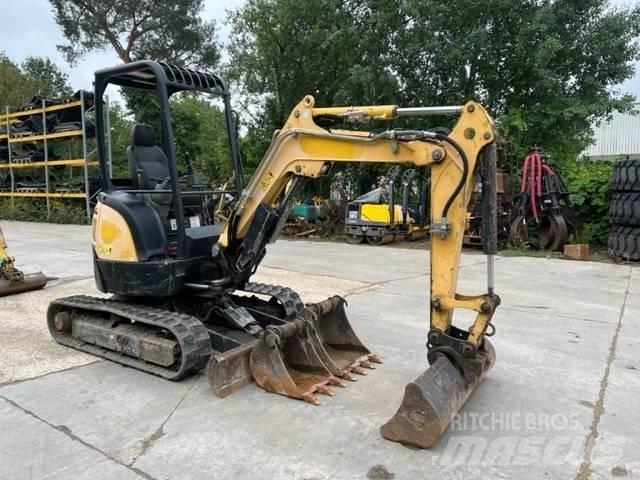 Yanmar VIO 25-4 حفارات صغيرة أقل من 7 طن (حفارات صغيرة)