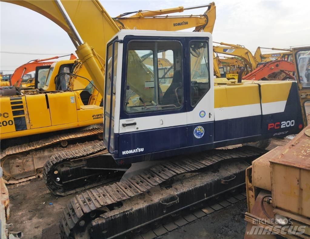 Komatsu PC 200-5 حفارات زحافة