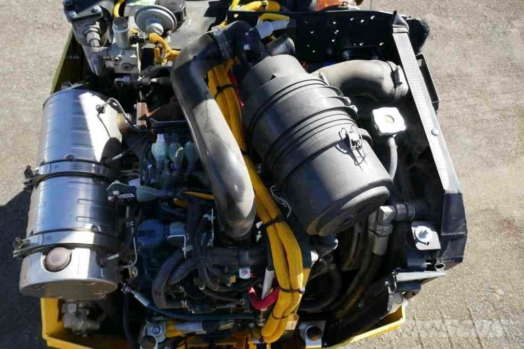 Bomag BW 100 AD-5 ماكينات أسفلت صغيرة