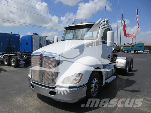 Kenworth T680 وحدات الجر