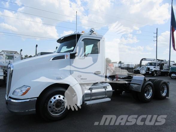 Kenworth T680 وحدات الجر