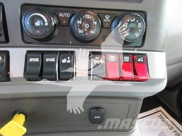 Kenworth T680 شاحنات قلابة