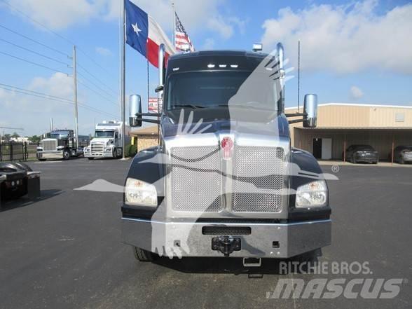 Kenworth T880 وحدات الجر