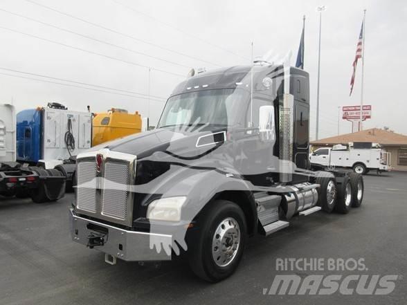 Kenworth T880 وحدات الجر