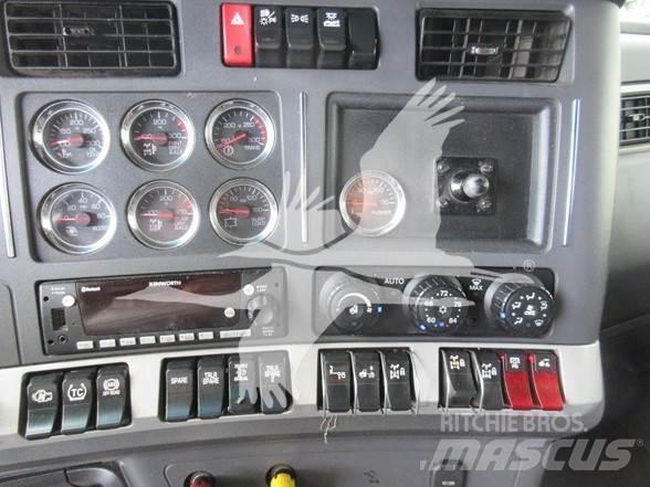 Kenworth T880 وحدات الجر