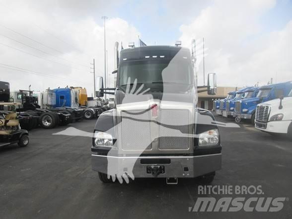 Kenworth T880 وحدات الجر