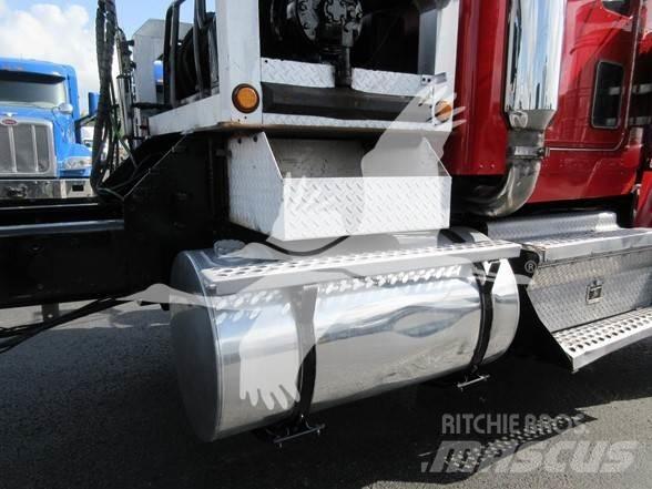 Kenworth W900 أخرى